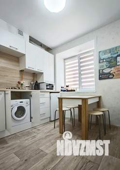 1-к квартира, посуточно, 32м2, 1/4 этаж