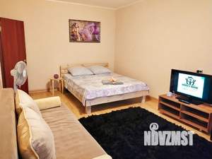 1-к квартира, посуточно, 39м2, 4/9 этаж