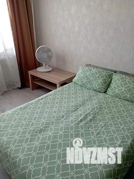 Студия квартира, посуточно, 28м2, 3/17 этаж