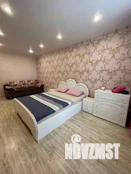 1-к квартира, посуточно, 43м2, 1/1 этаж