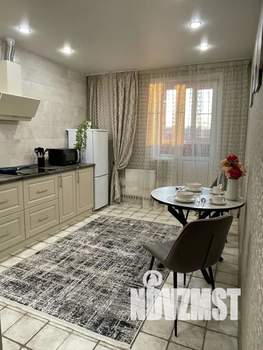 1-к квартира, посуточно, 40м2, 2/18 этаж