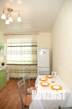 2-к квартира, посуточно, 75м2, 1/1 этаж