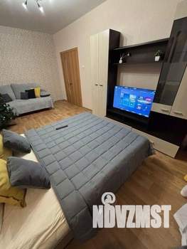 2-к квартира, посуточно, 75м2, 1/1 этаж