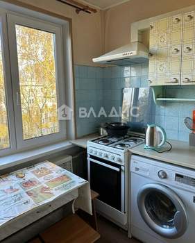 3-к квартира, на длительный срок, 50м2, 5/5 этаж