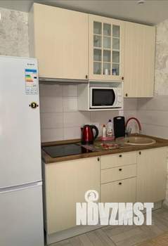 1-к квартира, посуточно, 35м2, 2/10 этаж