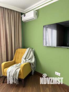 1-к квартира, посуточно, 38м2, 6/18 этаж