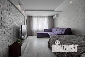 1-к квартира, посуточно, 44м2, 5/5 этаж