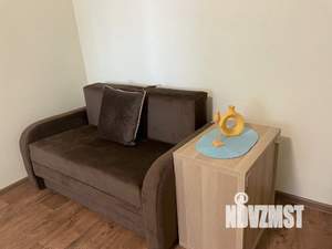 1-к квартира, посуточно, 38м2, 1/1 этаж