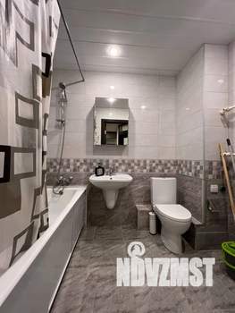 1-к квартира, посуточно, 39м2, 9/10 этаж