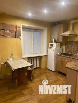 Студия квартира, посуточно, 37м2, 4/4 этаж
