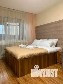 Студия квартира, посуточно, 42м2, 9/9 этаж