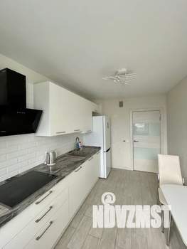 1-к квартира, посуточно, 40м2, 13/18 этаж