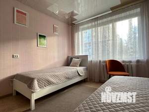 2-к квартира, посуточно, 50м2, 1/5 этаж