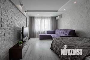 1-к квартира, посуточно, 40м2, 5/5 этаж