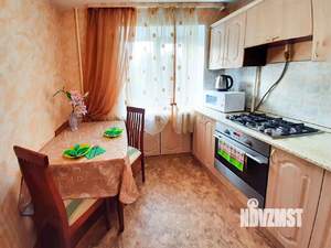 2-к квартира, посуточно, 45м2, 1/1 этаж