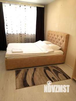1-к квартира, посуточно, 38м2, 8/17 этаж