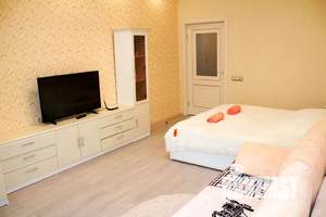 2-к квартира, посуточно, 65м2, 3/5 этаж