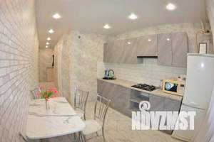 2-к квартира, посуточно, 65м2, 2/18 этаж