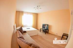 1-к квартира, посуточно, 40м2, 7/17 этаж