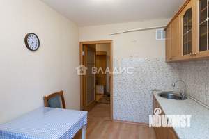 3-к квартира, на длительный срок, 66м2, 1/9 этаж