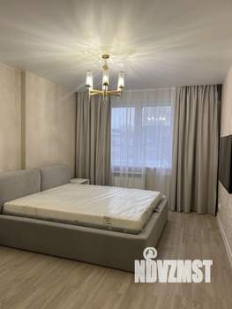 3-к квартира, на длительный срок, 100м2, 1/18 этаж