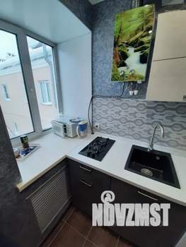 1-к квартира, посуточно, 43м2, 3/3 этаж