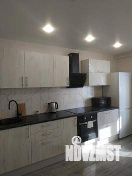 1-к квартира, посуточно, 42м2, 1/1 этаж