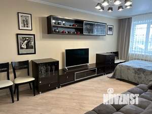 1-к квартира, посуточно, 42м2, 3/9 этаж