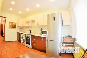 2-к квартира, посуточно, 65м2, 1/1 этаж