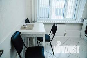 1-к квартира, посуточно, 40м2, 3/4 этаж