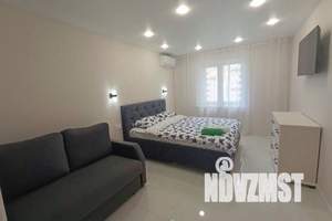 1-к квартира, посуточно, 40м2, 16/19 этаж