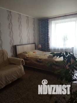 1-к квартира, посуточно, 38м2, 8/12 этаж