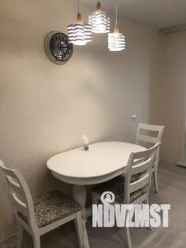 1-к квартира, посуточно, 42м2, 7/10 этаж