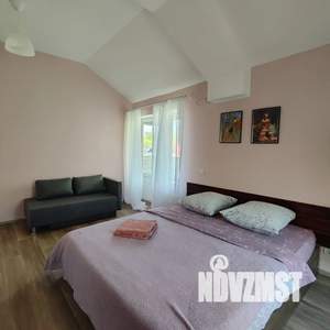 1-к квартира, посуточно, 60м2, 3/3 этаж