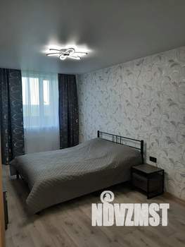 1-к квартира, посуточно, 37м2, 6/18 этаж