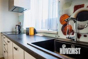 1-к квартира, посуточно, 43м2, 1/4 этаж