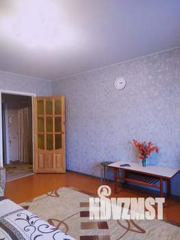 1-к квартира, посуточно, 35м2, 3/9 этаж