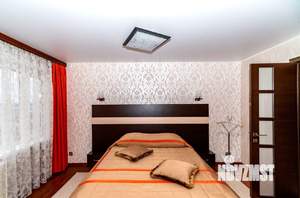 3-к квартира, посуточно, 51м2, 1/1 этаж