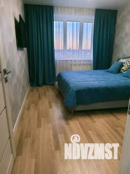1-к квартира, посуточно, 32м2, 4/10 этаж