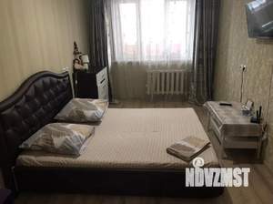 1-к квартира, посуточно, 40м2, 2/19 этаж