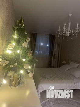 1-к квартира, посуточно, 40м2, 2/18 этаж