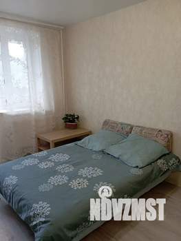 Студия квартира, посуточно, 28м2, 3/17 этаж