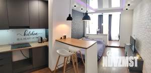 Студия квартира, посуточно, 35м2, 10/17 этаж