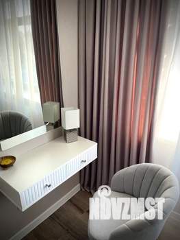 1-к квартира, посуточно, 52м2, 3/8 этаж