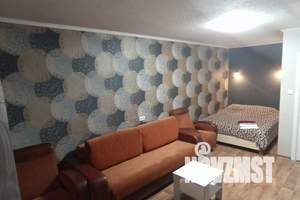 1-к квартира, посуточно, 40м2, 7/10 этаж