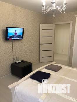 1-к квартира, посуточно, 42м2, 7/10 этаж