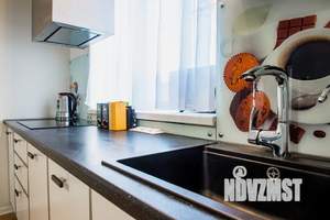 1-к квартира, посуточно, 43м2, 1/4 этаж