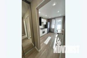 1-к квартира, посуточно, 38м2, 18/18 этаж