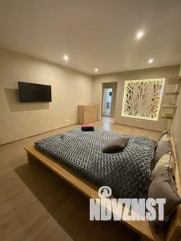 1-к квартира, посуточно, 38м2, 6/18 этаж