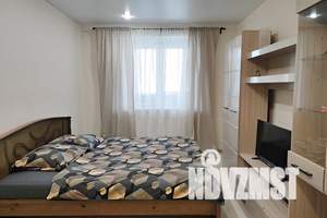 1-к квартира, посуточно, 60м2, 1/10 этаж